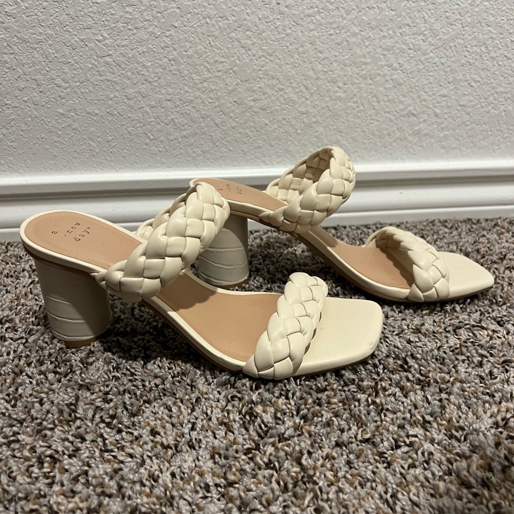 *SOLD* Women Heels